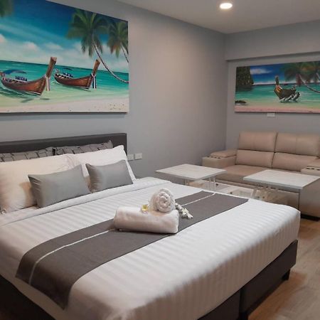 Patong Beach Apartments - 28 Sqm - Kitchen, Private Bathroom, Seating Area, 65" Smart Tv With Free Wifi, Walking Distance To The Beach Ngoại thất bức ảnh